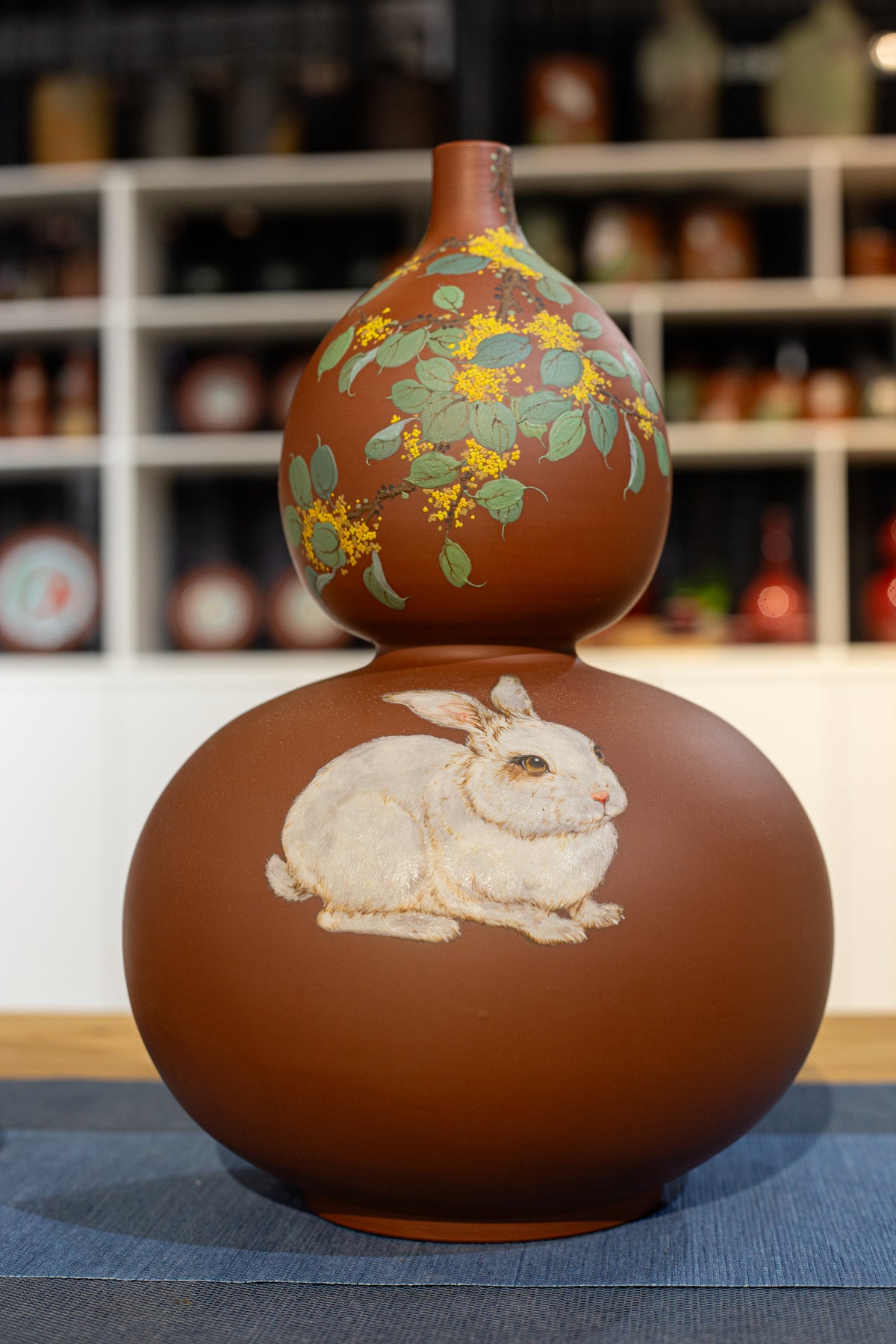 DJ Ceramic Vase (Bunny+ Flower)